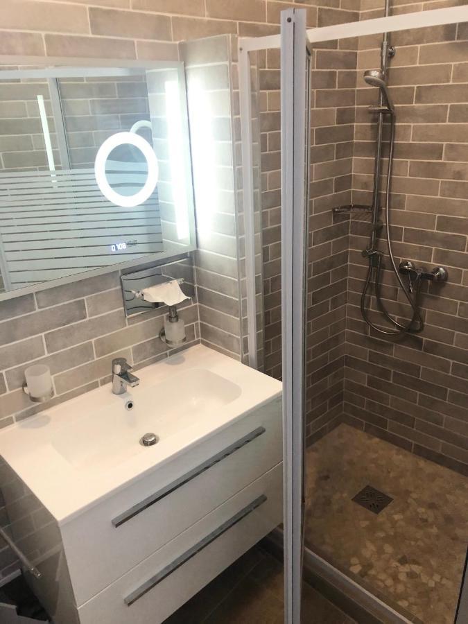 Boroka Apartman Belvaros Veszprem Luaran gambar